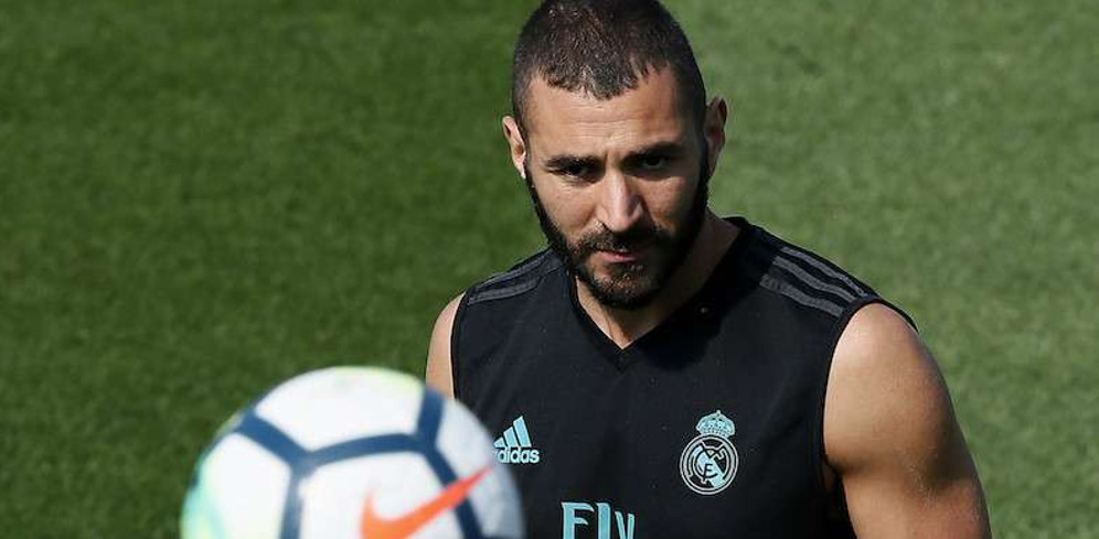 Arsenal Diklaim Minta Diskon Gede Untuk Benzema